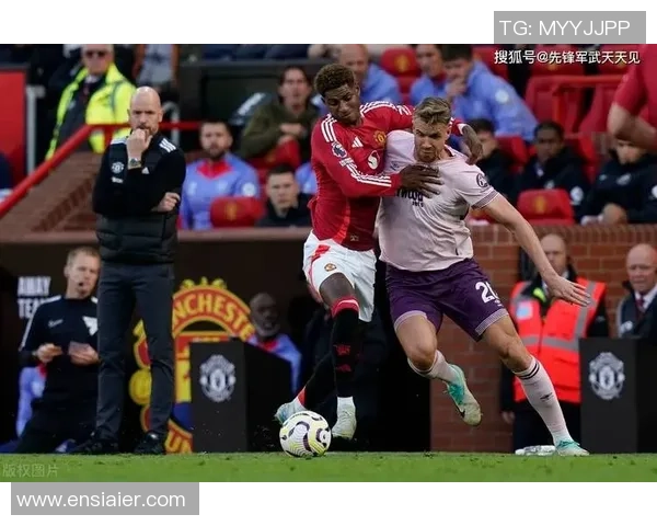欧冠激战切尔西与曼联互交白卷神扑瞬间成比赛焦点